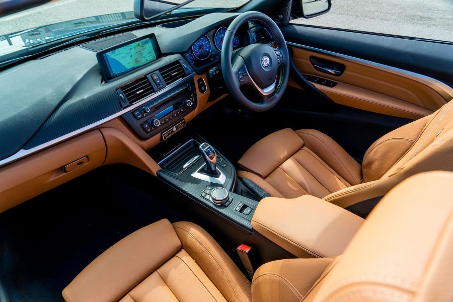 Интерьер Alpina D4 Bi-Turbo Cabrio (F33) 2014 года  (UK) (фото 11 из 16)